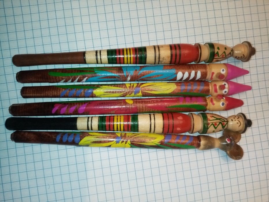 Деревянные ручки .