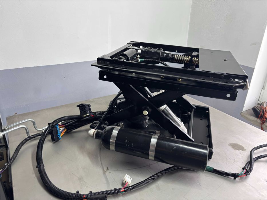 John Deere Active Seat zawieszenie fotela Sears nowe hydraulika