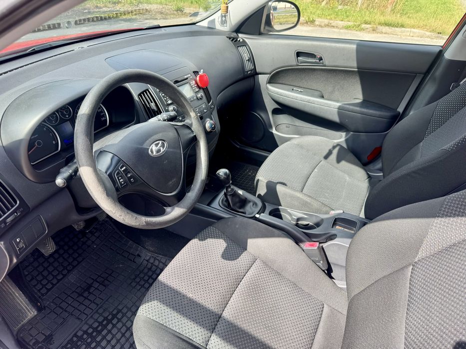 Hyundai i30, 2008r. 1.4 benzyna, 215 tys przebieg, Salon Polska