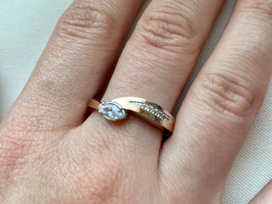 Pierścionek srebro i złoto .Nowy z metką