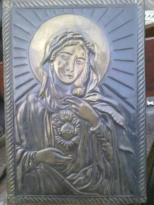 Чеканка- икона                                         .