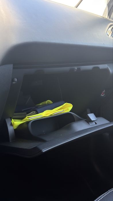 PEUGEOT 208 / 2019