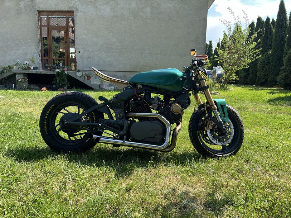 Yamaha xv750/Virago cafe racer