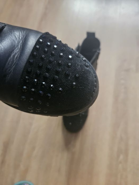Buty Guess 36 dla dziewczynki ,nastolatki oryginalne