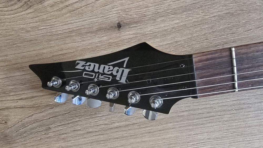 Używana Gitara Ibanez GIO