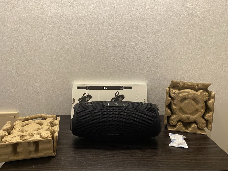 Coluna JBL CHARGE 6 nova