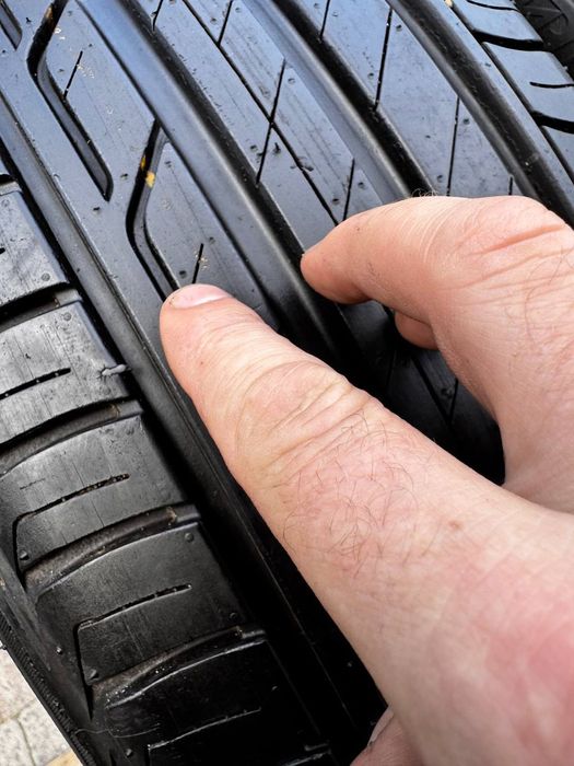 215/50 р 18 Bridgestone turanza нова.