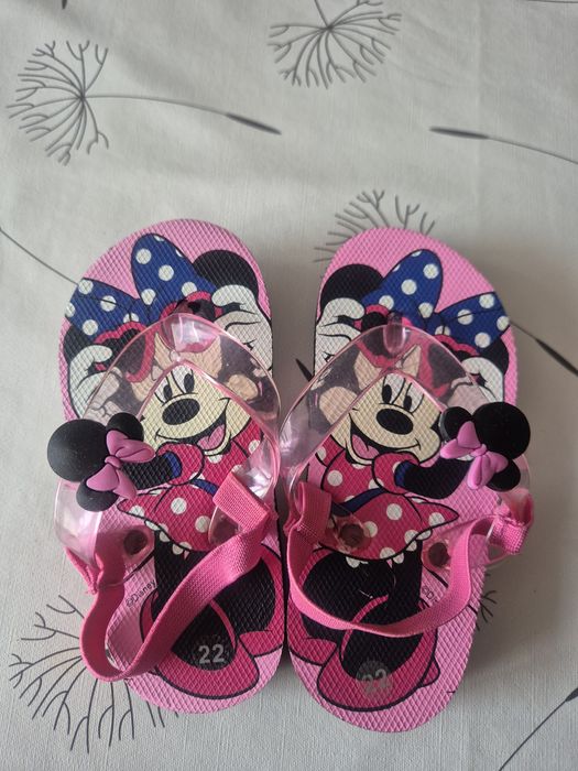 Дитяче взуття літнє