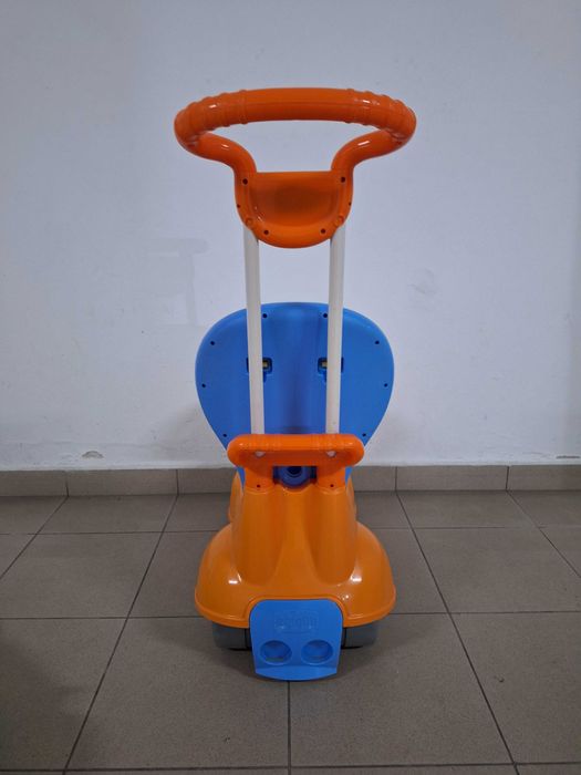 Carrinho sem pedais / andador Chico