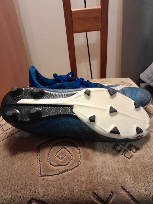 Buty sportowe korki 44