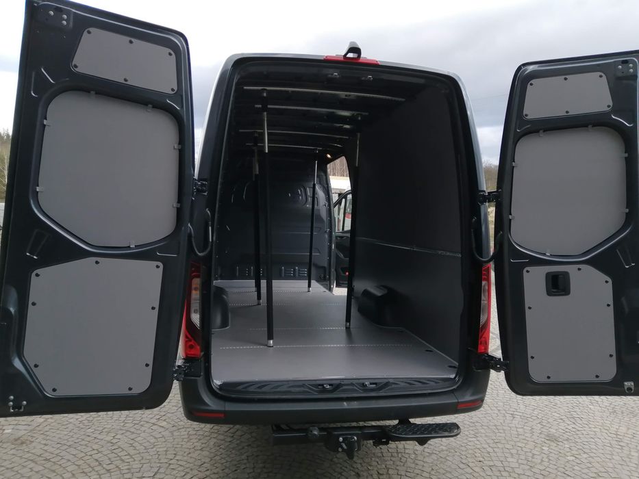 Mercedes Sprinter L4H2 Zabudowy samochodów dostawczych KNAUTECH