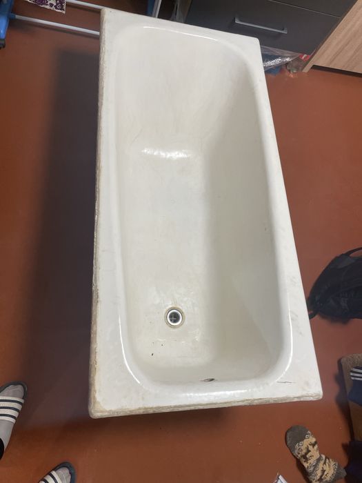 Продам Чугунну ванну.