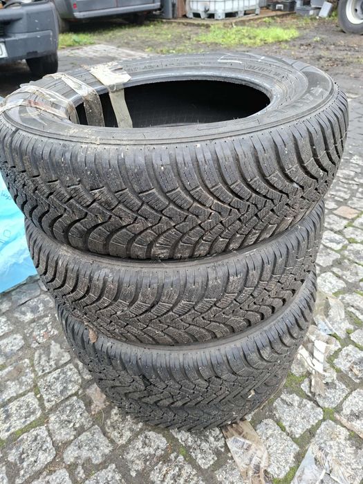 Sprzedam opony zimowe 15