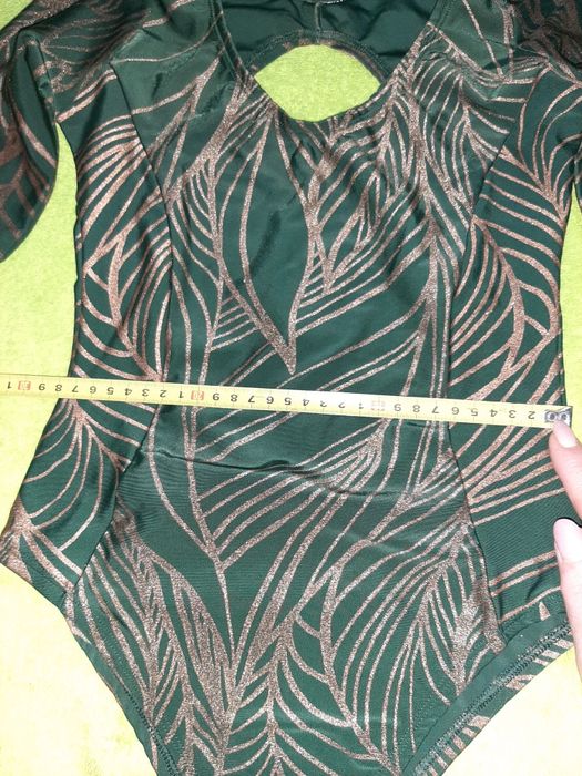 Продам купальник для художньої гімнастики