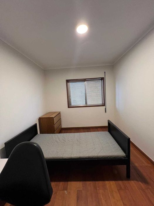 Quartos Individuais Disponiveis em Ermesinde - Rua Calouste Gulbenkian.