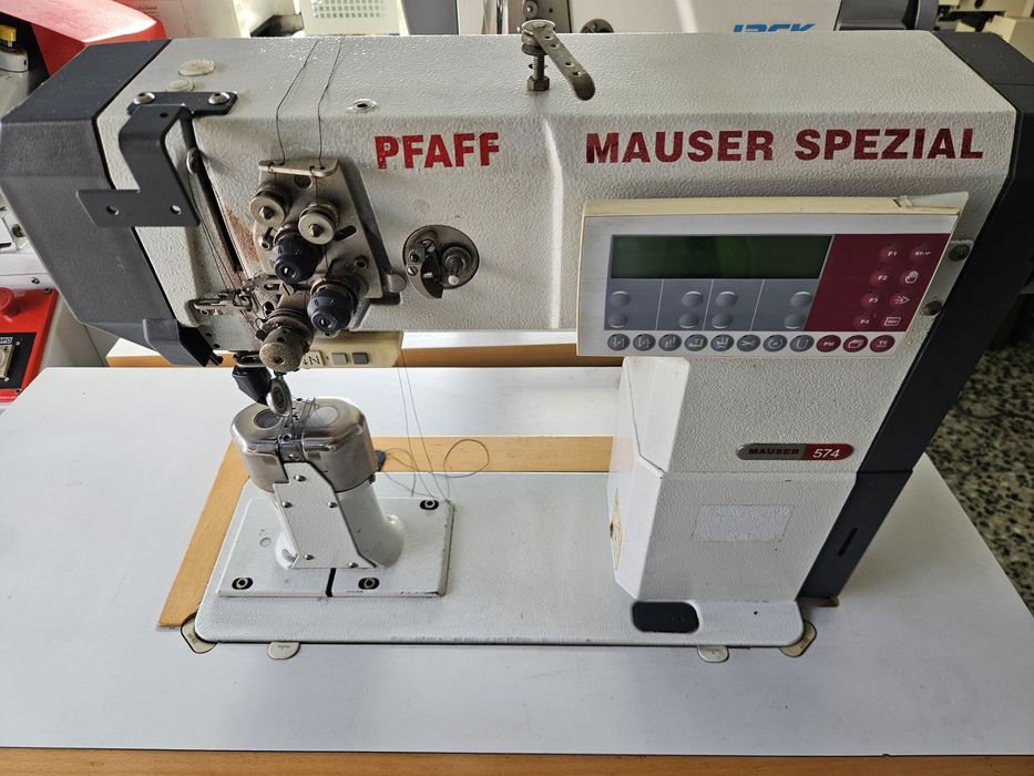Maquina costura Pfaff Mauser 574