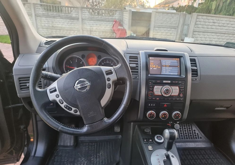 Продам nissan x-trail 2.0 DCI 4x4