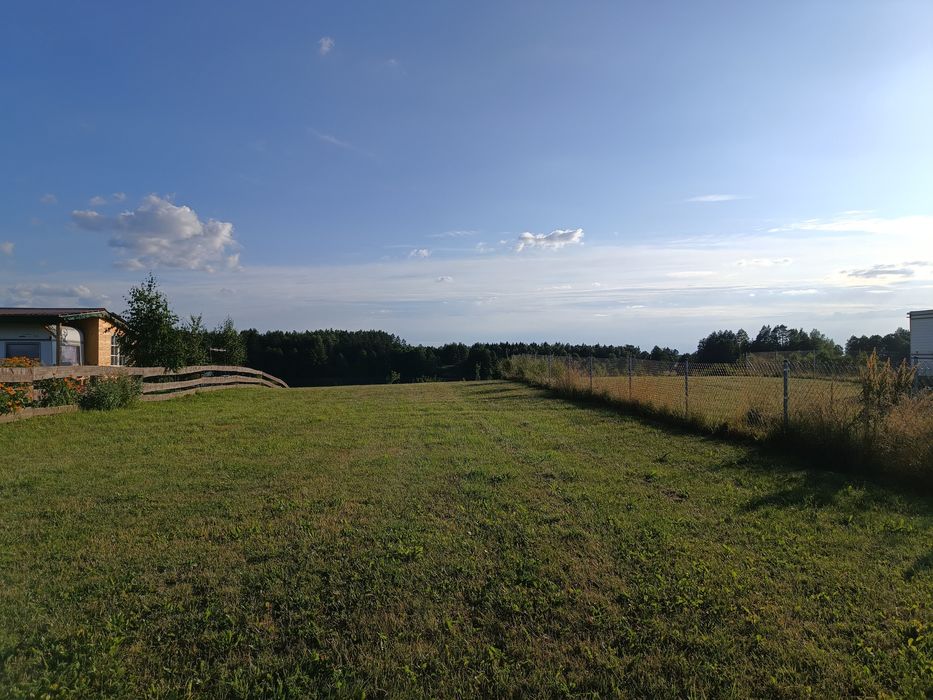 Działka nad jeziorem, pole kempingowe, wakacje nad jeziorem, media