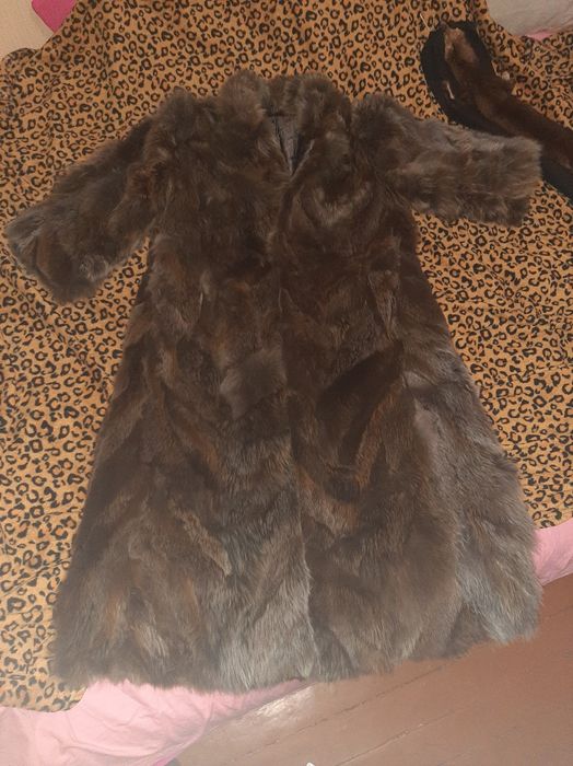 Продам шубу очень тепла 900 грн.