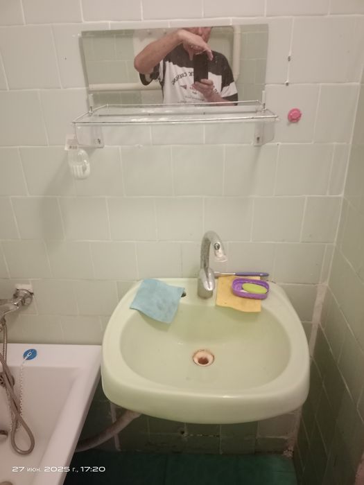 Продається двоповерховий котедж у м. Баштанка