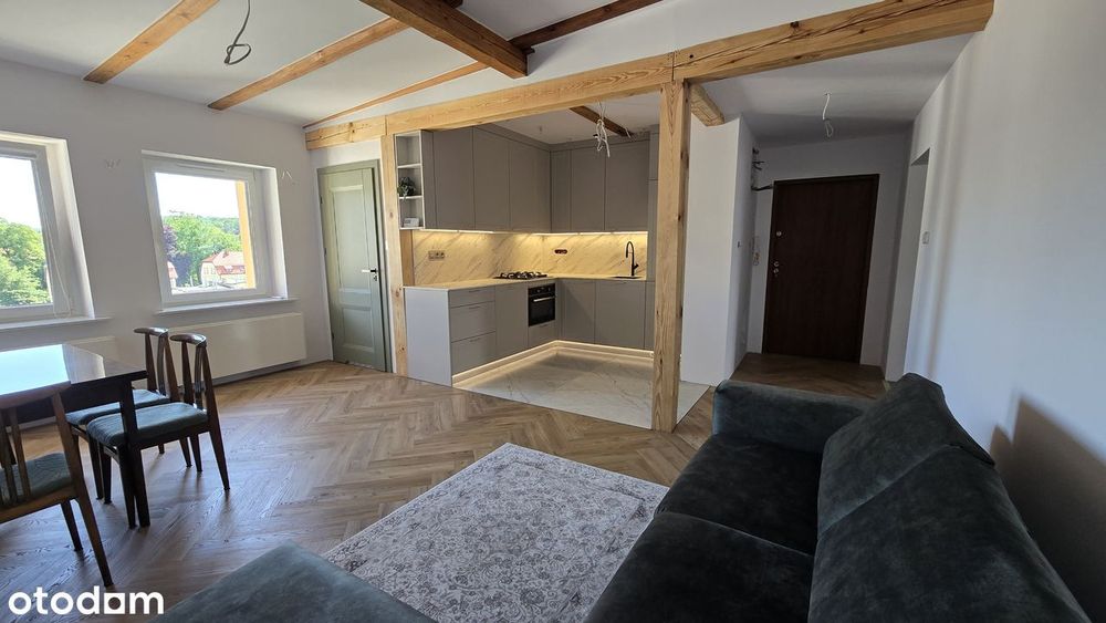 68 m² po remoncie | Widok na Karkonosze | Klimatyczna kamienica