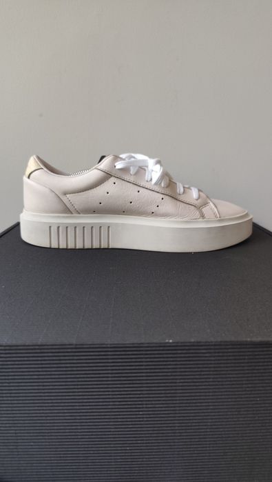 Skórzane sneakersy Adidas Sleek Super platforma 39 40 pudrowy róż wysmuklające