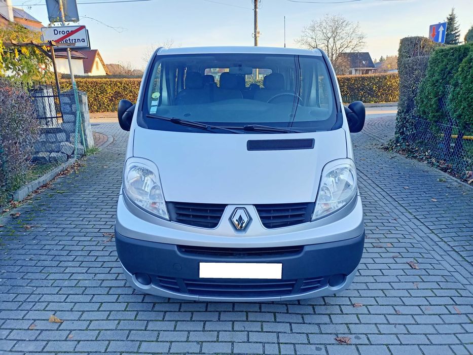 Super Stan! Renault Trafic 2.0 DCI Lift 9 Osób Oryginał