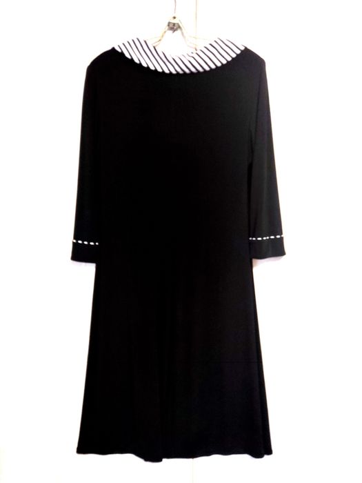 Платье классическое чёрное, р.52-54