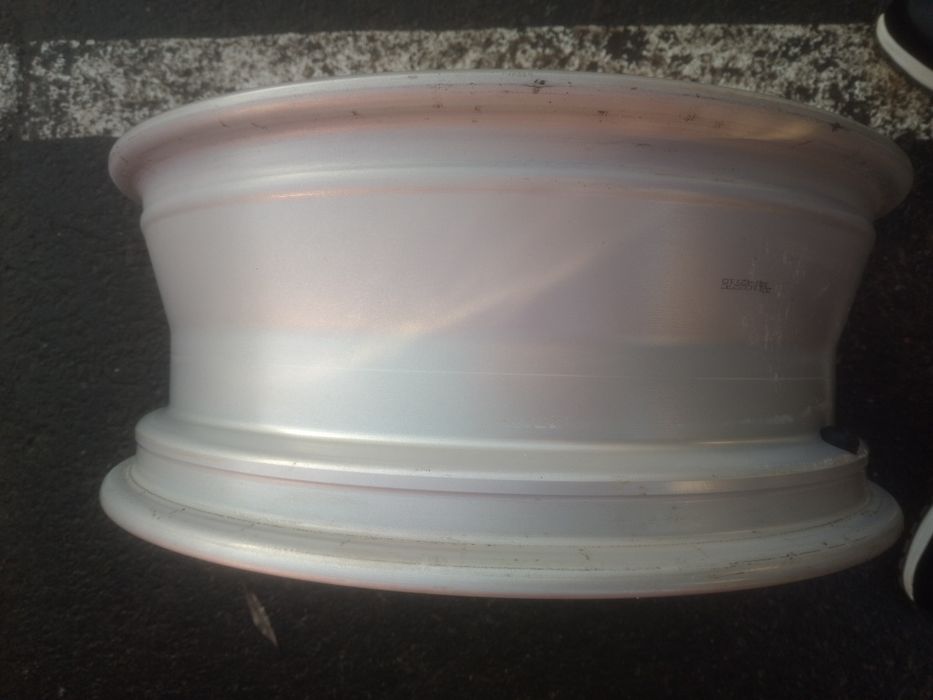 Легкосплавний диск r18