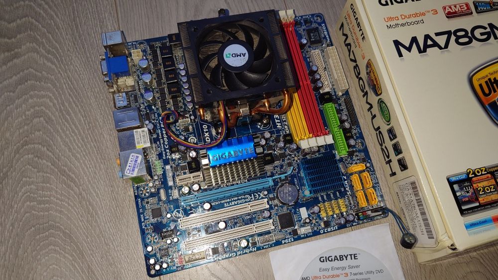 Płyta główna Gigabyte MA78GM-US2H + procesor AMD Phenom X4 64 4 rdzeń