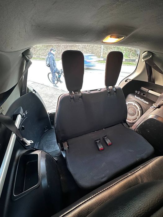 Митсубиши аутлердер 2 хл