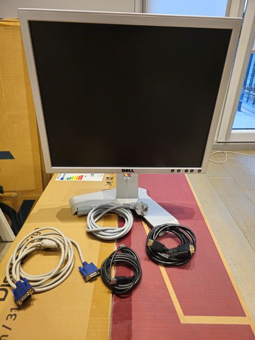 Dell UltraSharp 1908FP 19" - Pivot | DVI VGA Hub USB | Kraków