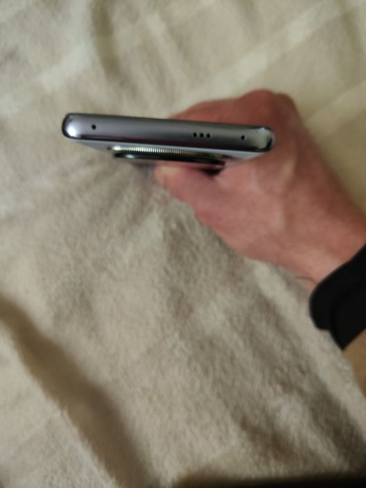 Redmi note 14 pro + 5g 12/512, хорошому стані комплектація повна присутній мін торг