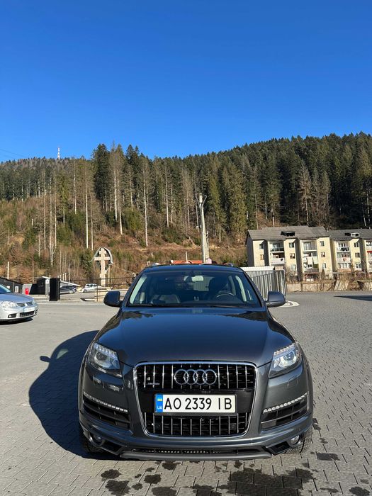 Audi Q7 2013 року Premium plus