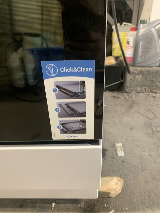 Sprzedam kuchenke elektryczna plyta indukcyjna inesdit stan idealny