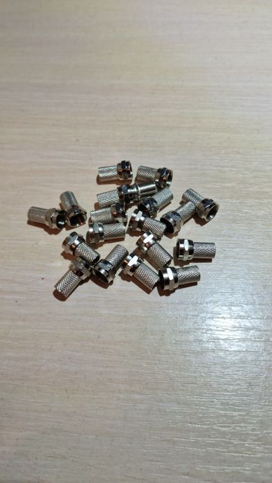 Набор F-разъемов для ТВ кабеля (19 шт.)