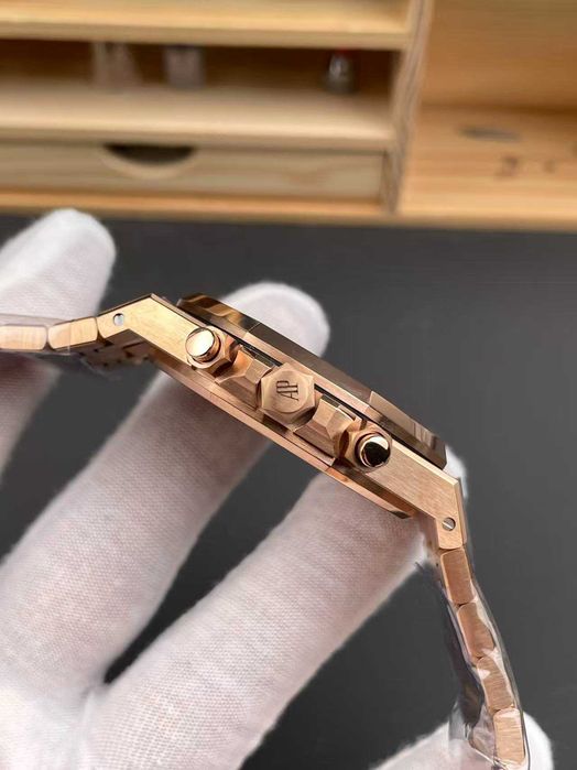 Nowy_Zegarek_Audemars Piguet_ /Mechanizm-złoto