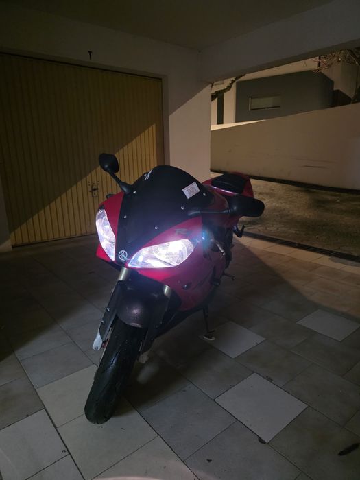 Yamaha R1 2002 SC PROJECT
