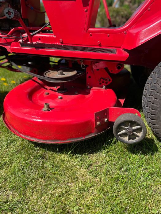 Садовий трактор-косарка Murray 16 к.с