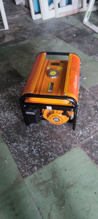 Генератор бензиновый 3,5кв