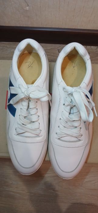 Кросівки Hogan (size 39)