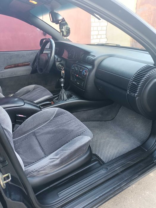 Опель омега B 2 л 16 кл