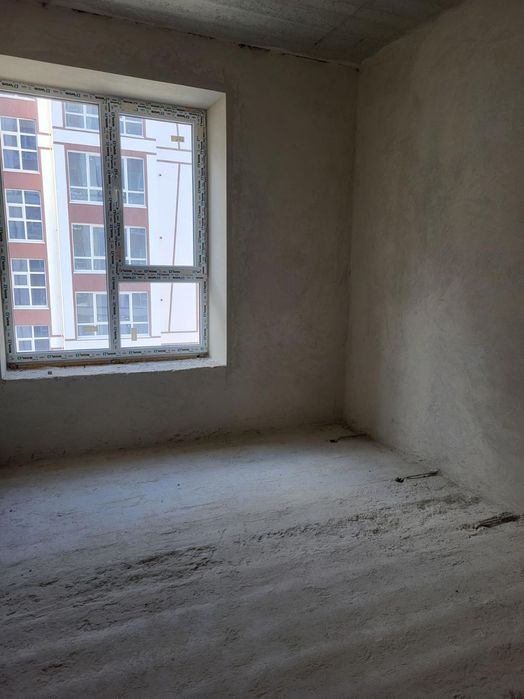 Продаж 2 кім квартири з затишною локацією