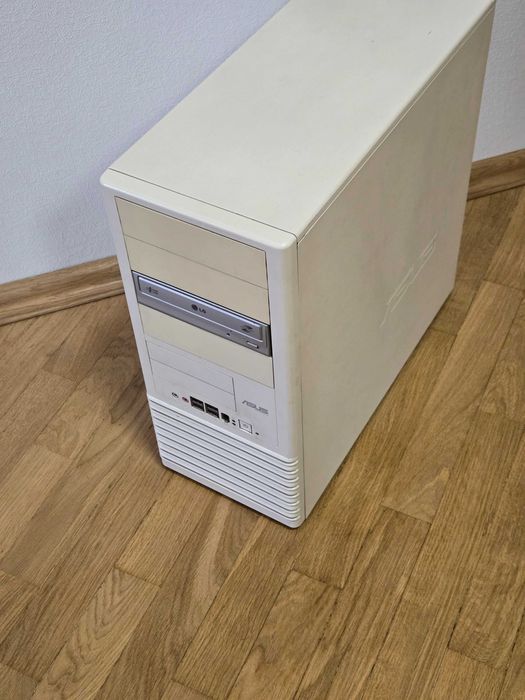 Системний блок Core i7 7700T, GTX 1650, 16 Гб DDR4, 1 Tб NVME SSD