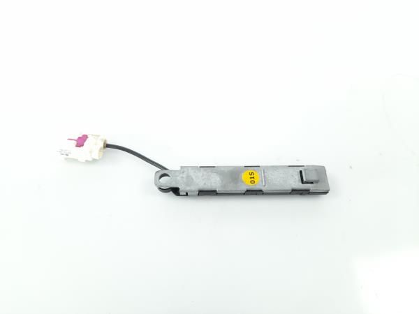 Amplificador de antena VOLKSWAGEN Golf Plus (5M1, 521)