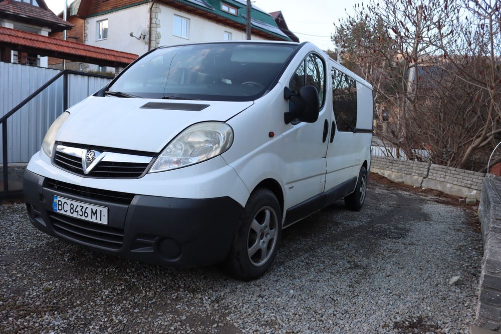 Vauxhall. Opel Vivaro 2008 • 2.0 Diesel • 327 тис. км • 6300$
ЖИВИЙ ро