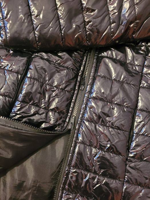 Czarny płaszczyk błyszczący M