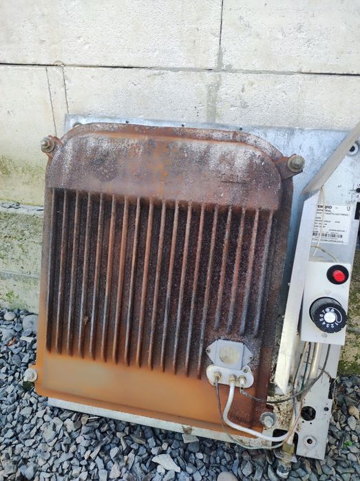 Конвектор газовий чугунний