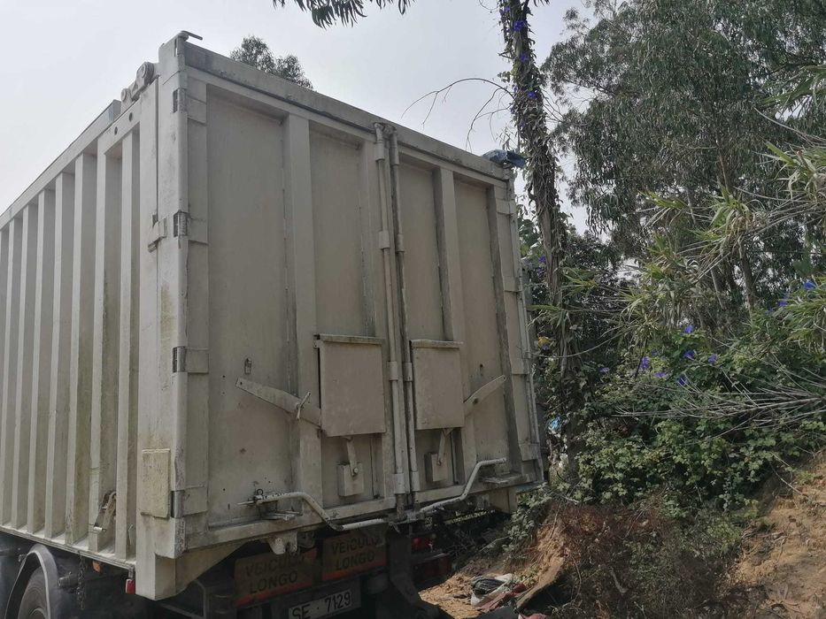 Vende Reboque em Bom Estado , pronto a laborar