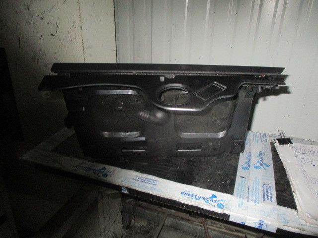 Porta luvas VOLKSWAGEN Passat (3B3)